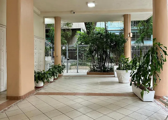 Charmoso Apartamento Em Ipanema A 150M Da Praia Com Vista Para O Verde, Cama King-Size, Tv 60 E Lava E Seca Rio de Janeiro